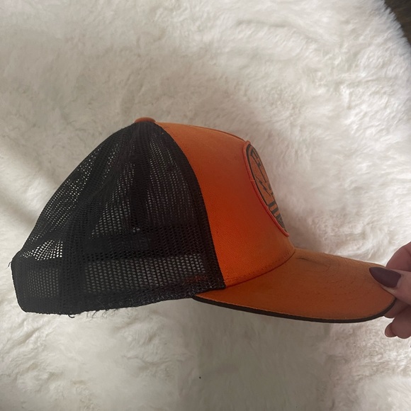 Racing fox hat for men. Used. Orange color. - Picture 2 of 3